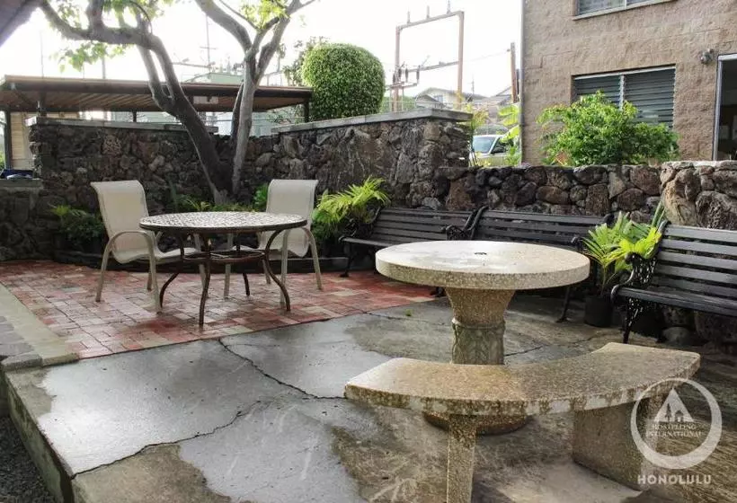 Hostelling International Honolulu