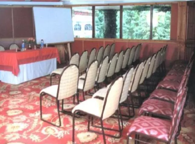 Hotel Amrit Regency