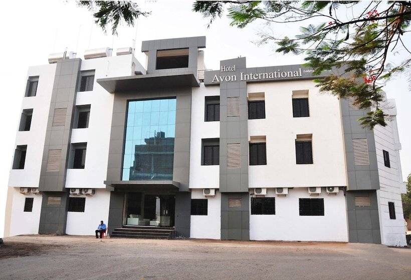 هتل Avon International