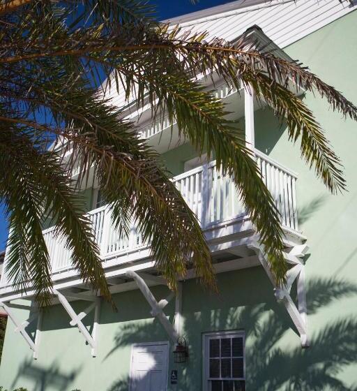 호텔 Bella Bay Inn