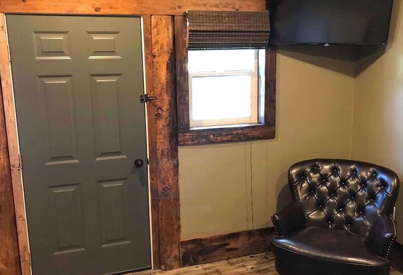 ホテル Dodge Peak Lodge