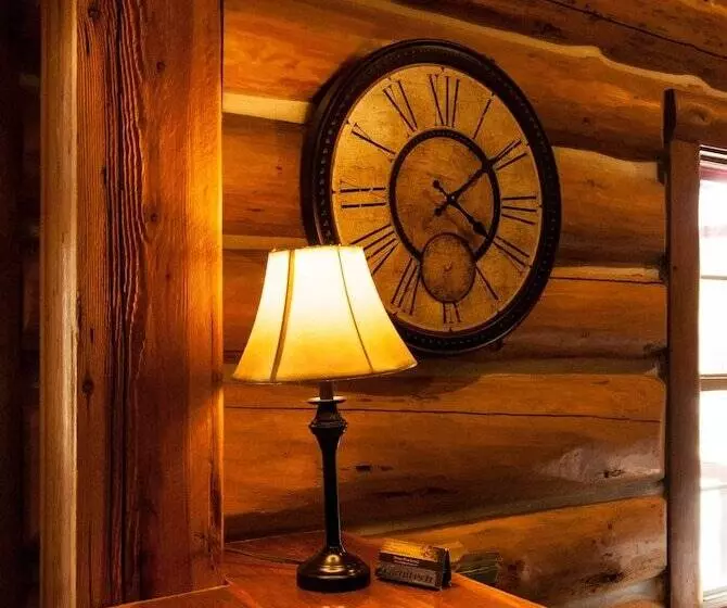 ホテル Dodge Peak Lodge