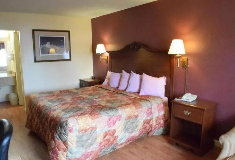 モーテル Delux Inn