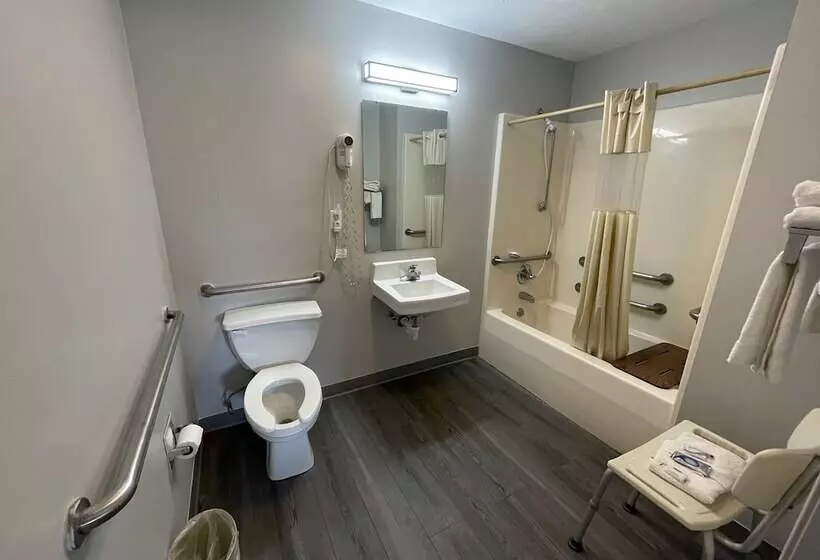 モーテル Embassy Inn  Hohenwald