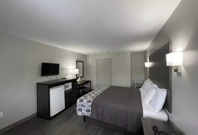モーテル Embassy Inn  Hohenwald