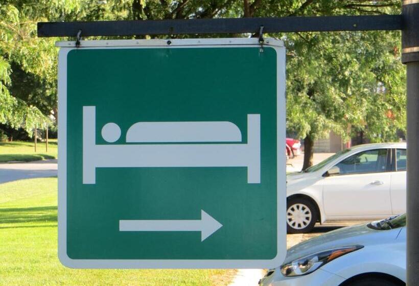 Мотель Heritage Inn