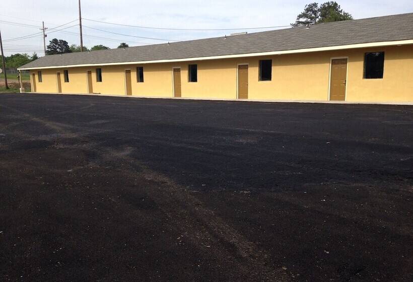 Мотель Pleasure Point Inn & Suites