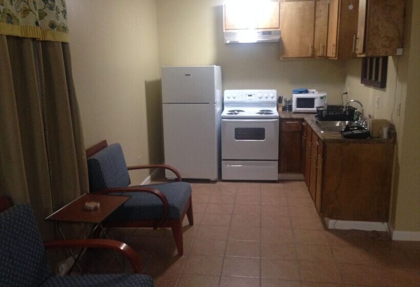 Мотель Pleasure Point Inn & Suites