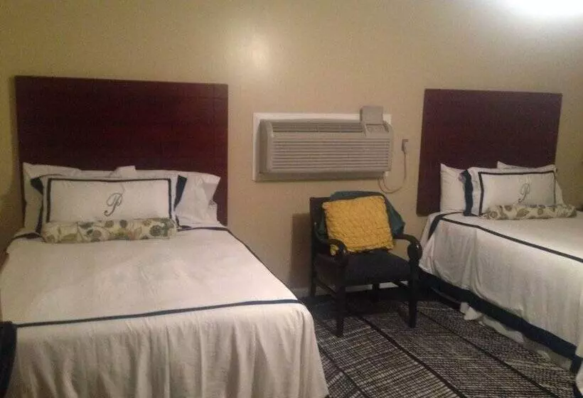 モーテル Pleasure Point Inn & Suites
