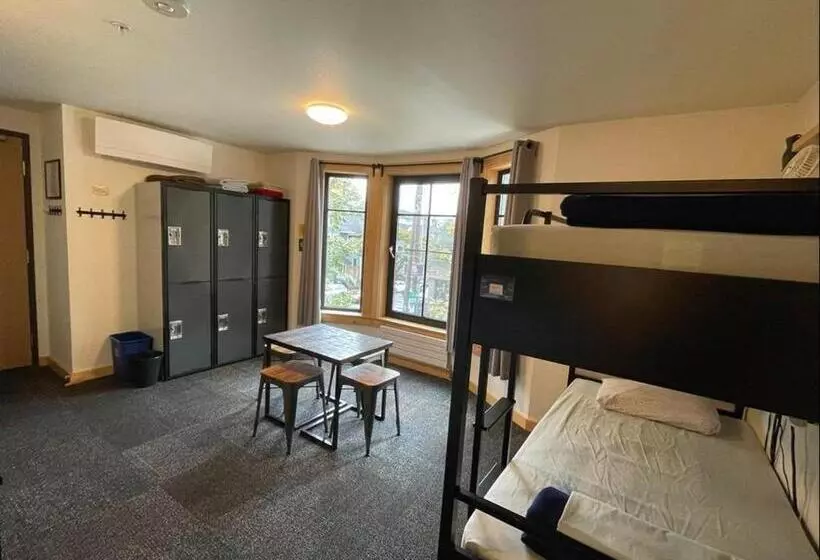Northwest Portland Hostel