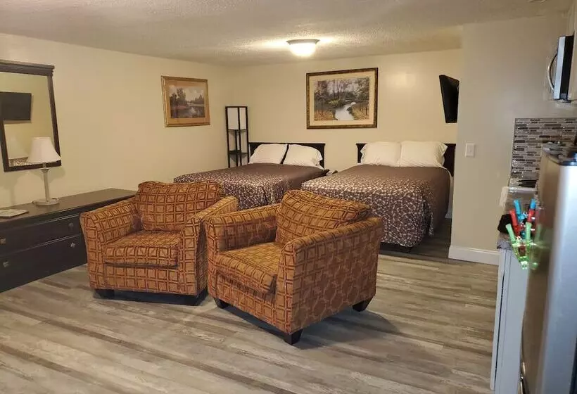 Turnpike Motel