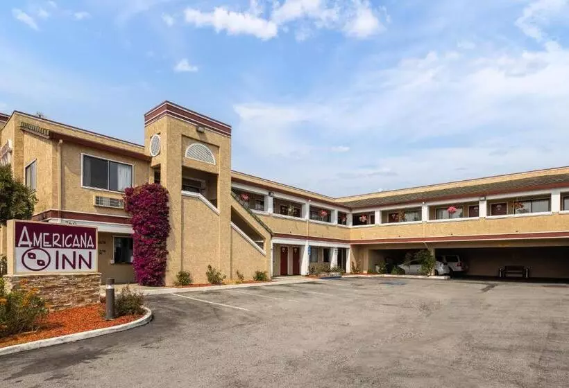 Americana Inn Motel