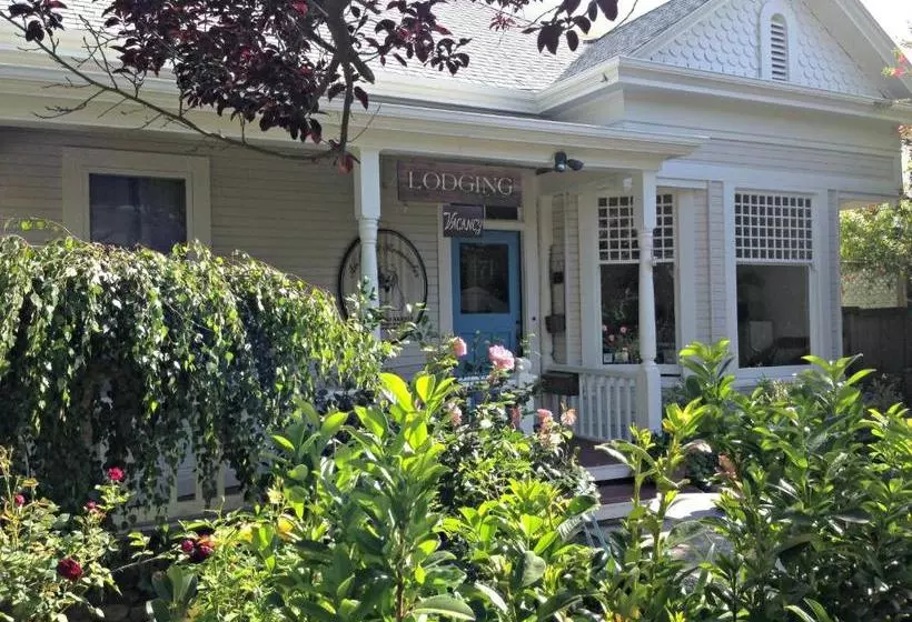 Aamiaismajoitus (B&B) An Inn To Remember