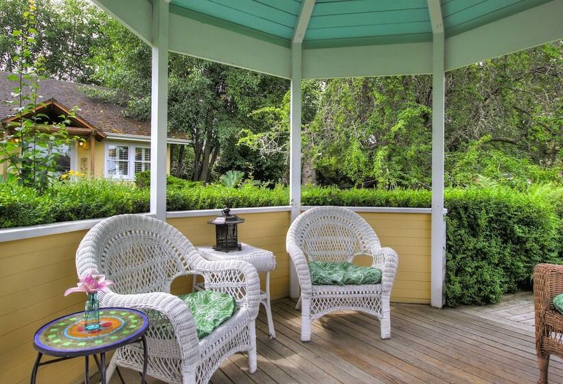 住宿加早餐  Country Cottage Of Langley