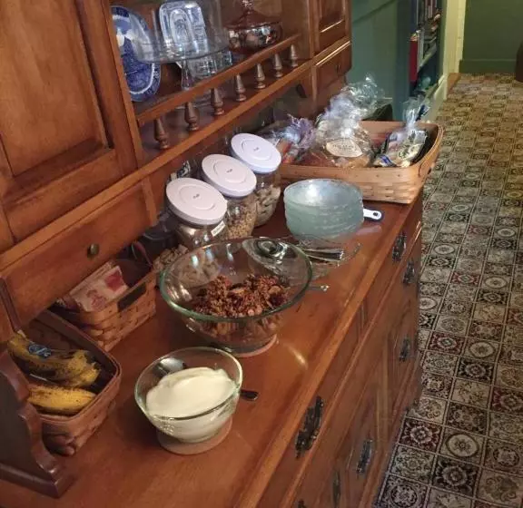 Aamiaismajoitus (B&B) Lantana House