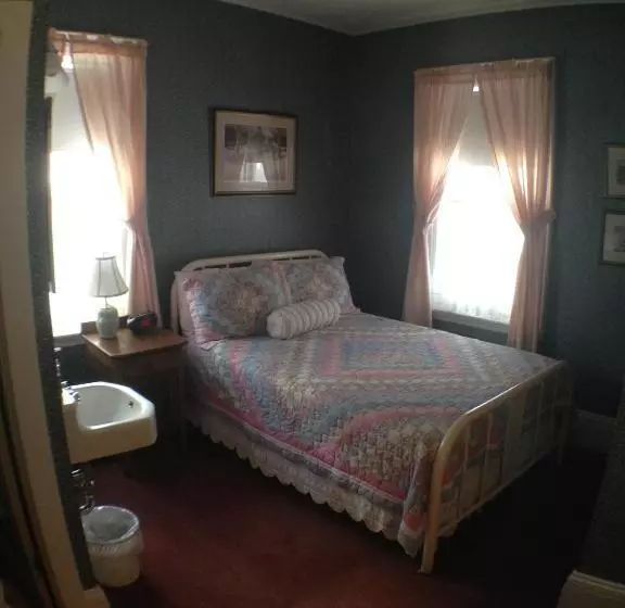 Aamiaismajoitus (B&B) Lantana House