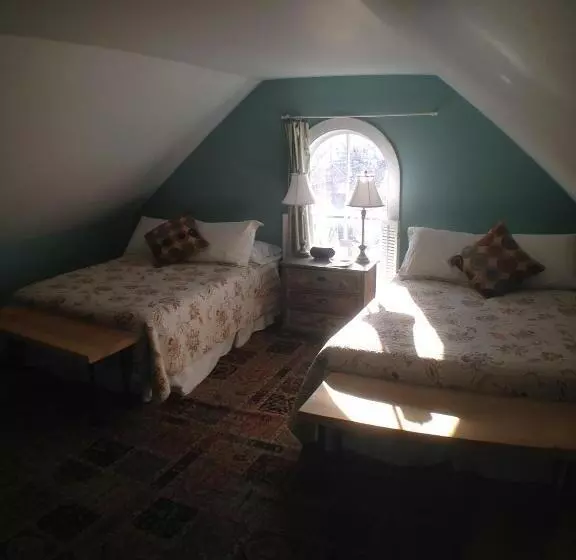 Aamiaismajoitus (B&B) Lantana House