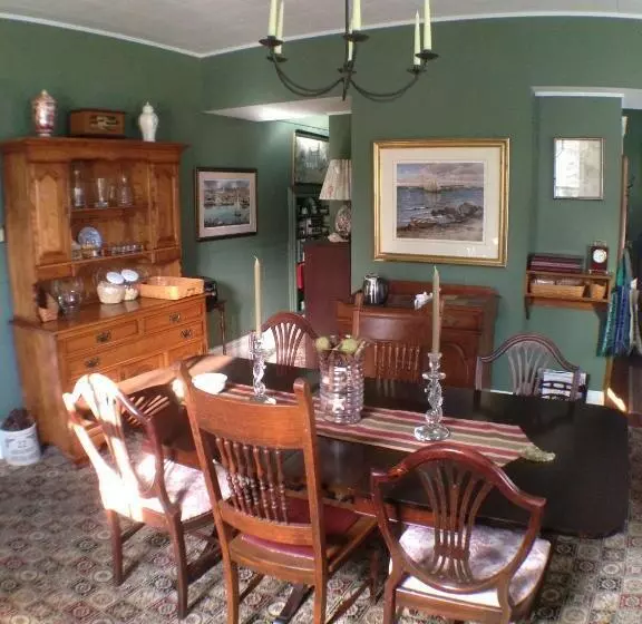 Aamiaismajoitus (B&B) Lantana House