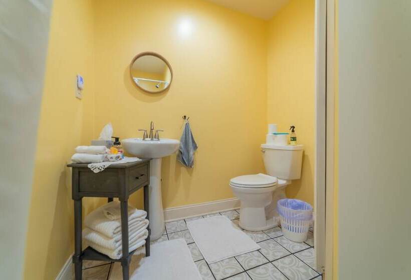 Bed and Breakfast The Maid S Quarters Bed Breakfast & Tearoom