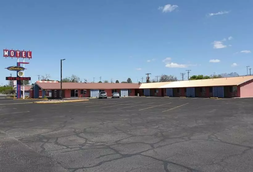 Century 21 Motel