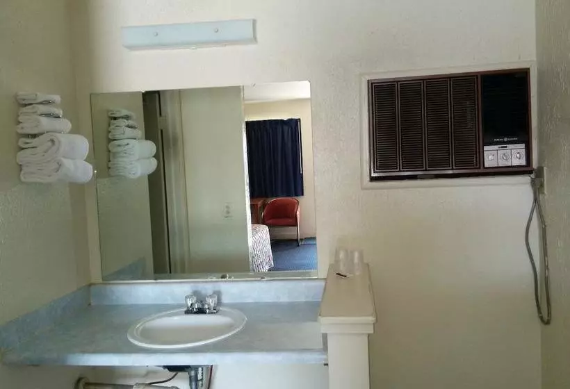 Crystal Motel