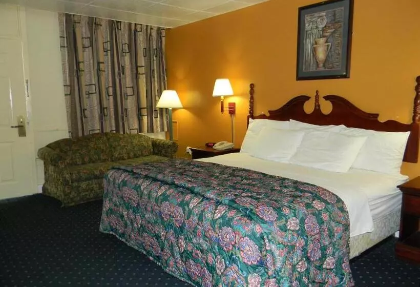 Fairfax Motel