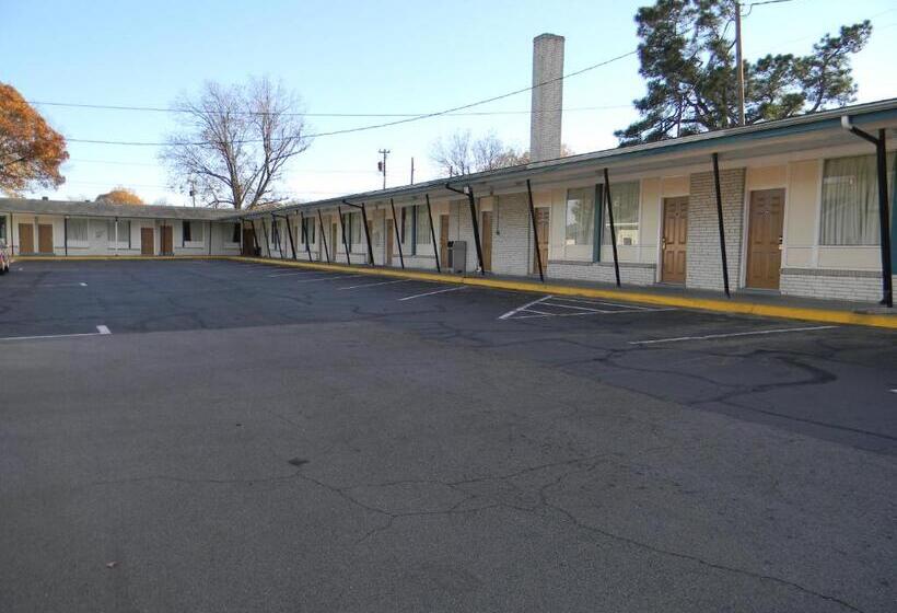 Fairfax Motel