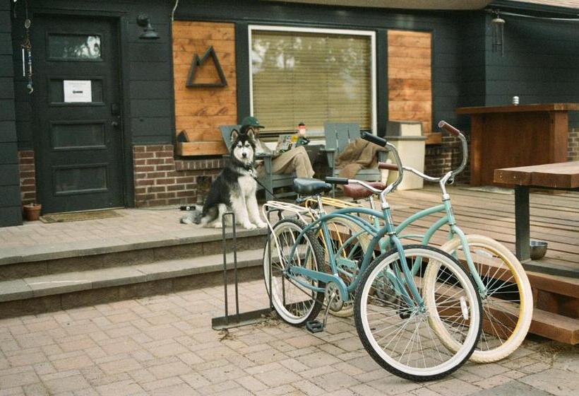 Szálloda Left Coast Lodge