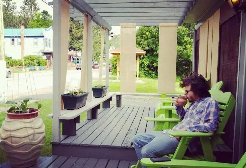 ホテル Pine Hill Arms