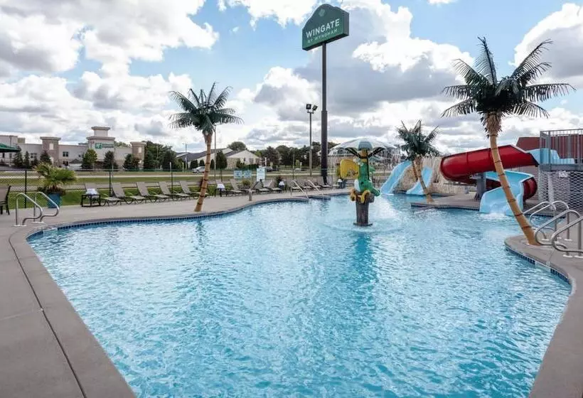 Hotelli Wingate By Wyndham Wisconsin Dells Waterpark