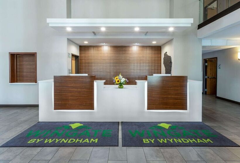 فندق Wingate By Wyndham Wisconsin Dells Waterpark