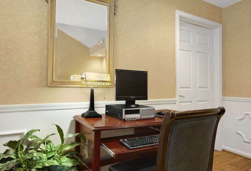 Мотель Baymont By Wyndham Thomasville