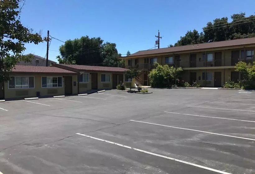 Motelli Budget Inn
