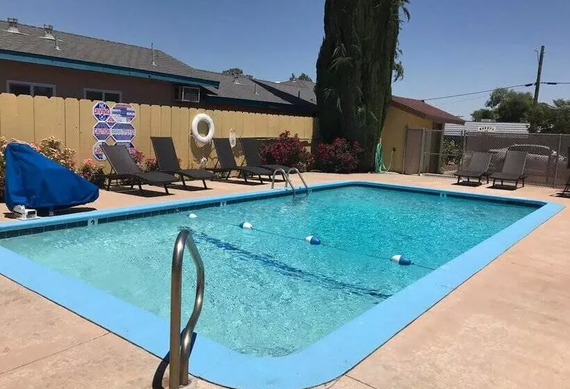 Motelli Budget Inn