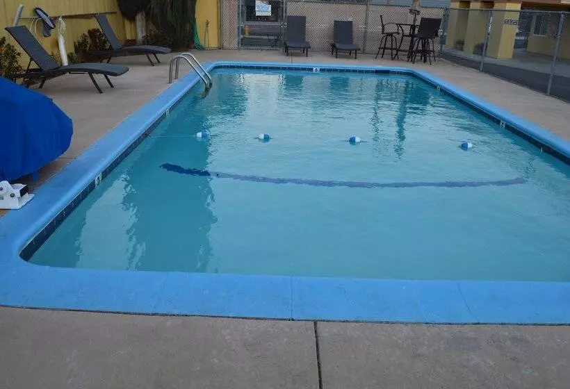 Motelli Budget Inn