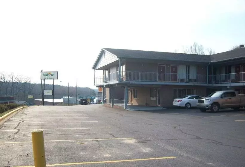 モーテル Budgetel Inn & Suites