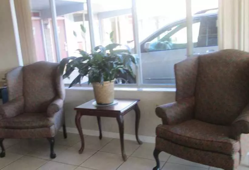 モーテル Budgetel Inn & Suites