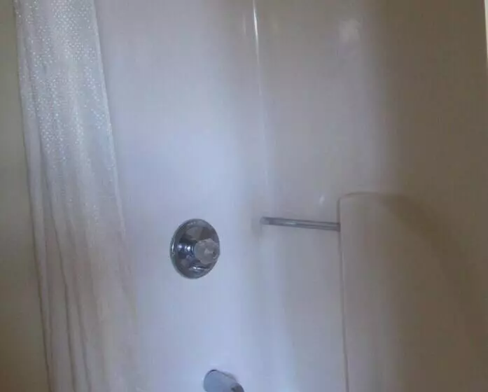 モーテル Budgetel Inn & Suites