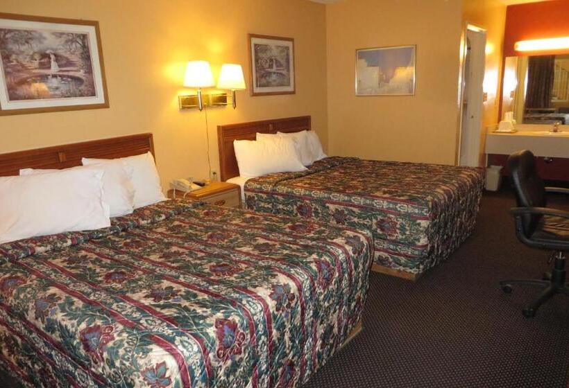 فندق على الطريق Economy Inn & Suites