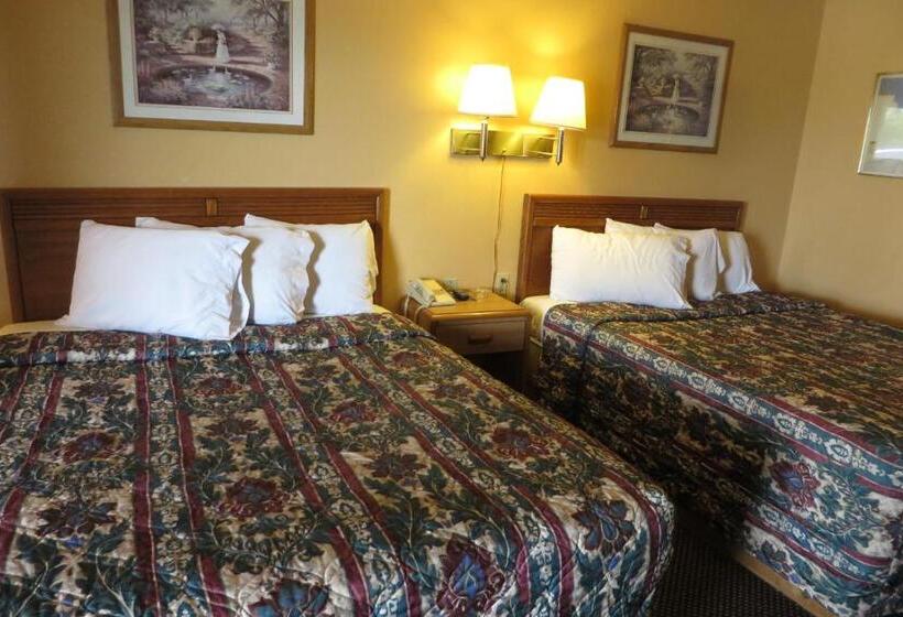 فندق على الطريق Economy Inn & Suites