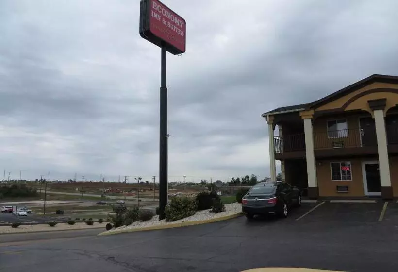 مُتل Economy Inn & Suites