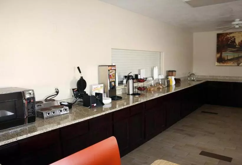 モーテル Great Western Inn & Suites