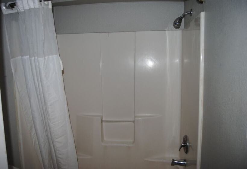 汽车旅馆  La Puente Inn