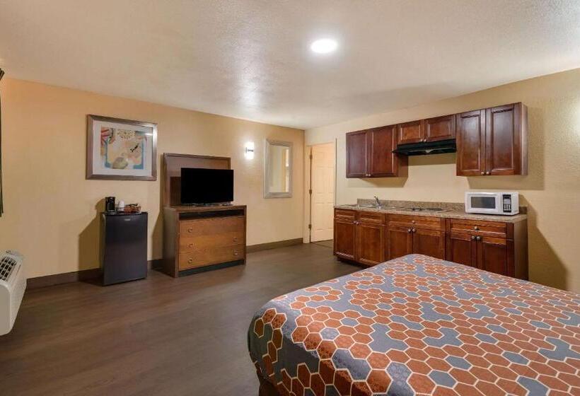 Motel Rodeway Inn & Suites East