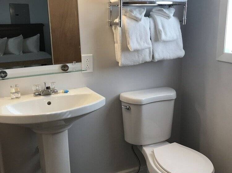 مُتل Heritage Of Lake George