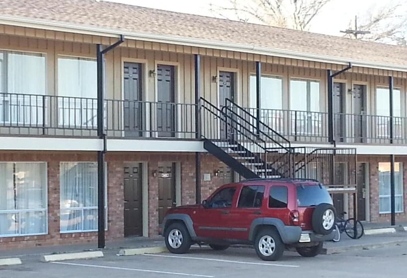 汽车旅馆  The Surrey Inn