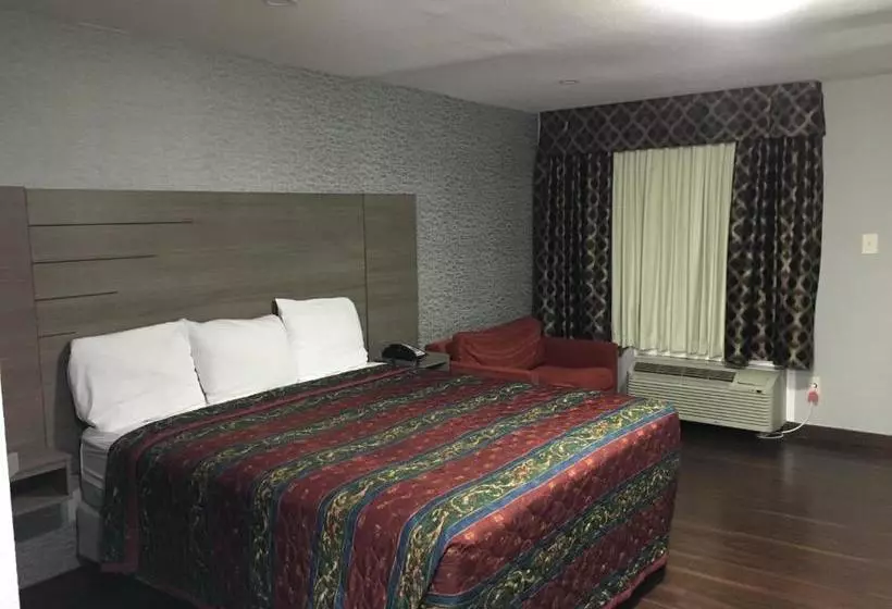 モーテル Travel Inn & Suites