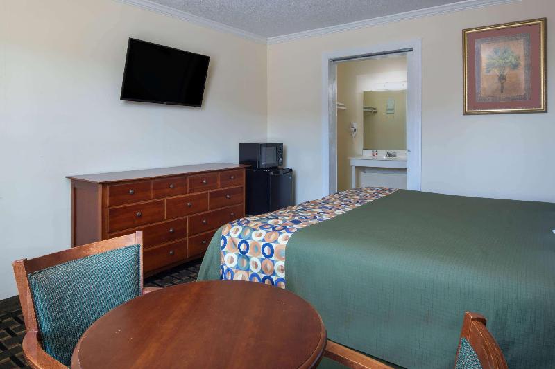 モーテル Travelodge By Wyndham Orangeburg