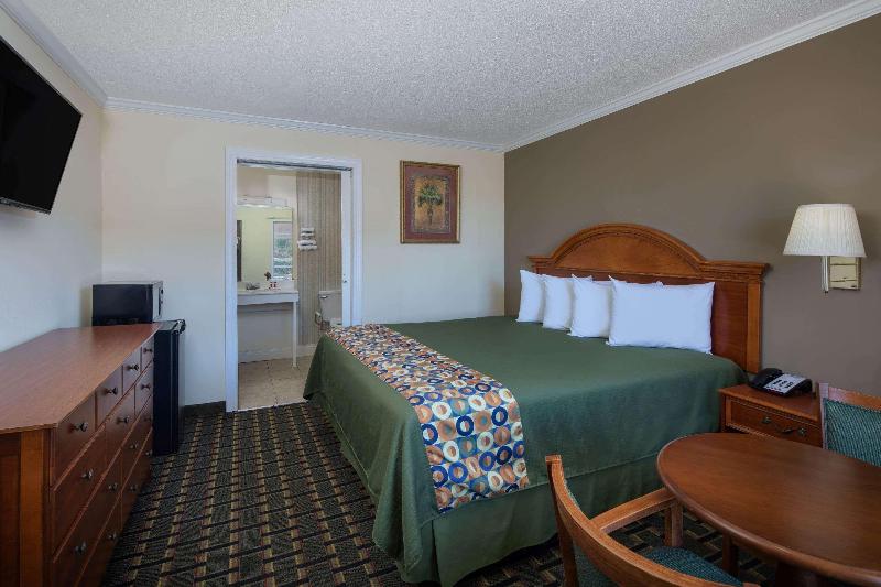 モーテル Travelodge By Wyndham Orangeburg
