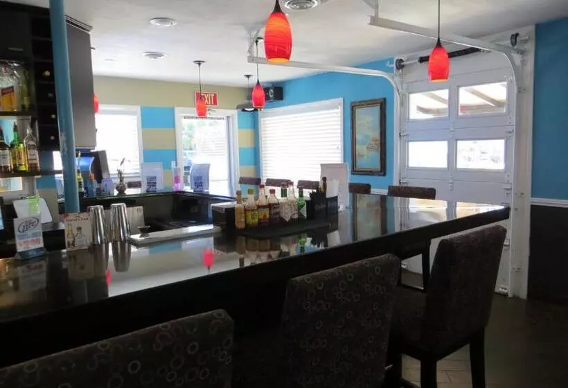 Oasis Boutique Motel